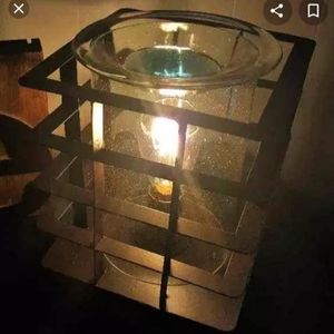 New scentsy mid century warmer